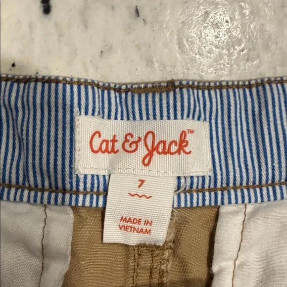 Cat & Jack Boys Khaki Flat Front Shorts (Bundle with other shorts for offers) - Picture 2 of 8